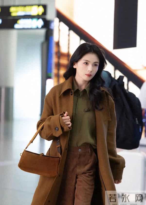 刘涛机场随拍，大气端庄，好美