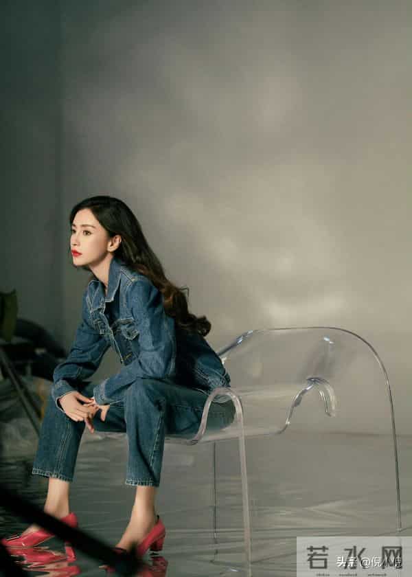 杨颖｜时尚女帝，复古摩登，优雅与曼妙留驻身畔，尽数体现。