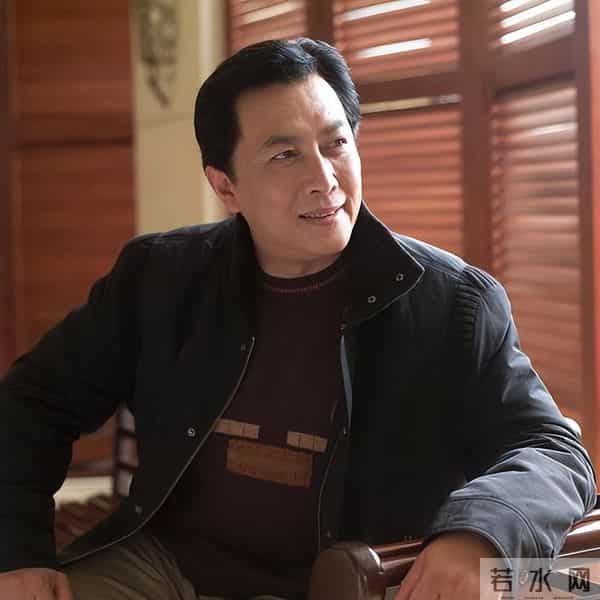 唐国强的“颁奖感言”在全网火了，刘晓庆说过的话，终于有人信了