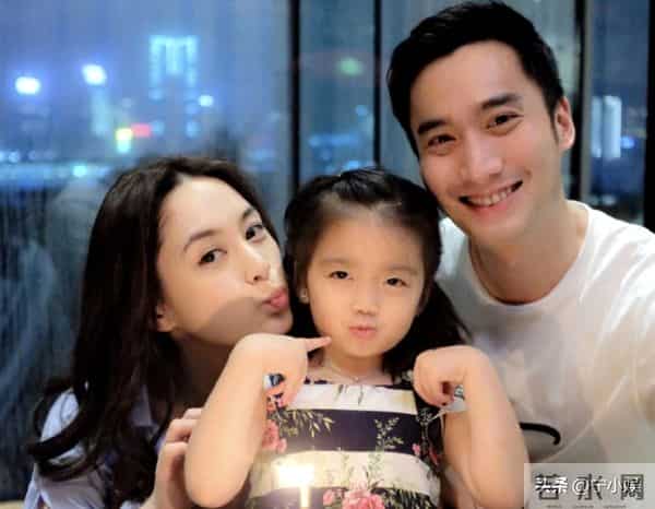 三婚又离？被阿娇主动求婚，如今妻子刚产下二胎，他又要卖惨了？