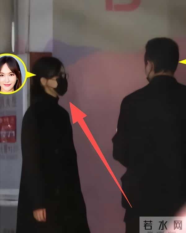 继罗晋父亲葬礼结束后，曝唐嫣状态不对劲，脸部浮肿憔悴到不敢认