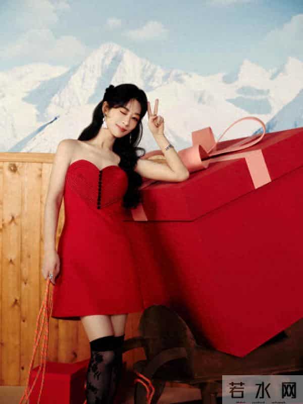 杨紫蕾丝丝袜写真美照