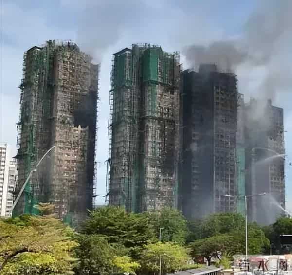 四大家族为火灾捐款，李嘉诚超其他三大家族，谢霆锋何超琼500万