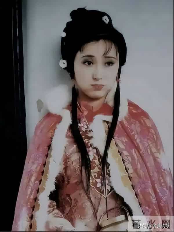 人走茶凉！陈晓旭去世18年，两任丈夫都再婚娶妻生子家庭幸福美满