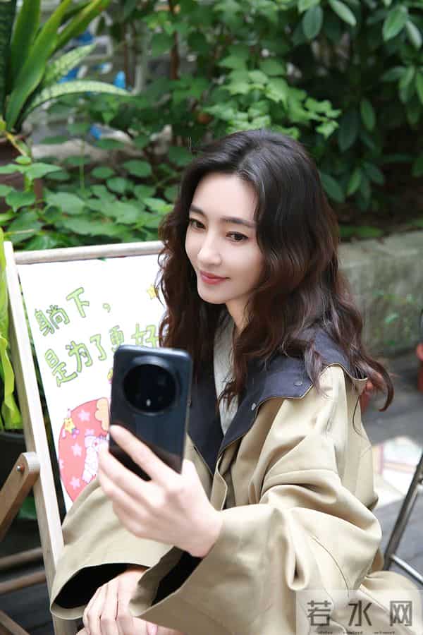 女星王丽坤：被诈骗犯前夫害惨了 网友：这是嫁富豪的代价