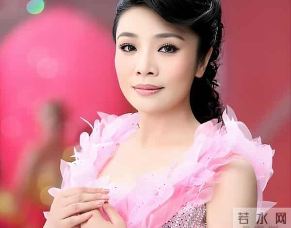 李丹阳：才貌双全却60岁至今未婚，没做母亲是一生遗憾但不后悔！