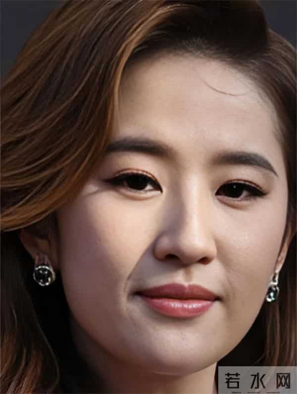 刘亦菲38岁素颜刷屏！斜方肌肿大脸颊饱满，白到发光惊呆网友