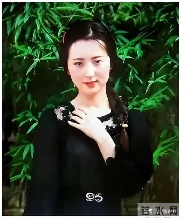 人走茶凉！陈晓旭去世18年，两任丈夫都再婚娶妻生子家庭幸福美满