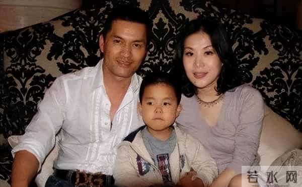 “贵州富婆”杨小娟：嫁三婚演员吕良伟，婚后生一子，幸福美满