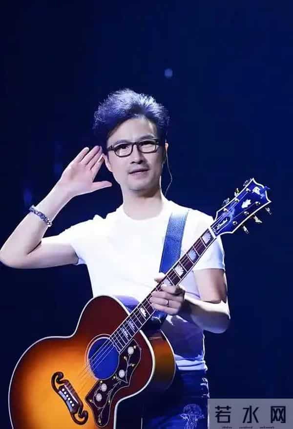 汪峰女儿官宣恋情才一天，葛荟婕就坐不住回应，真实母女关系曝光