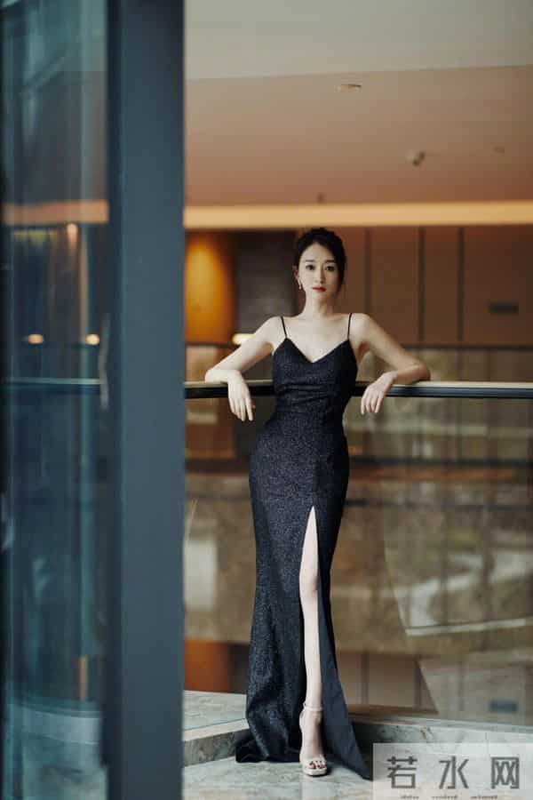 李小冉的曼妙身姿