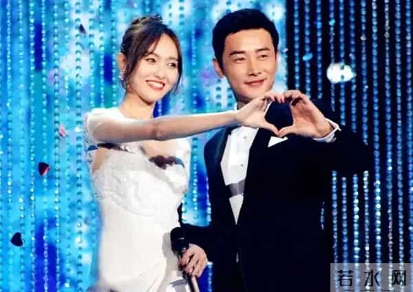 罗父丧礼两天后， 唐嫣复工，脸肿成馒头，将她的装体现的淋漓尽致