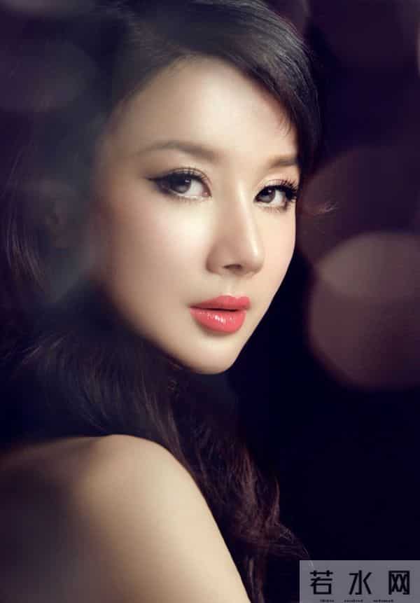 孙菲菲被霸凌事件15年后，再看她与王阳，一个离婚，一个毁誉参半