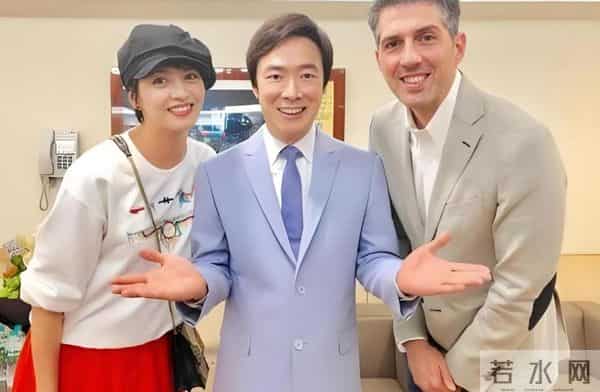 70岁费玉清不孤单：和江蕙互相作伴，把晚年活成了静水深流