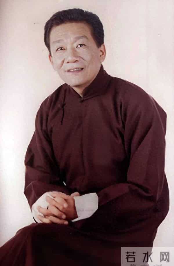 21年前抛弃侯耀文，转身嫁给师侄戴志诚的袁茵，如今活成了这样