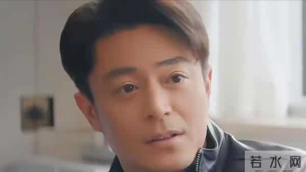 年纪大了就别尬演美男！油光满面脸部肿胀，这是迷倒女人的皮囊？