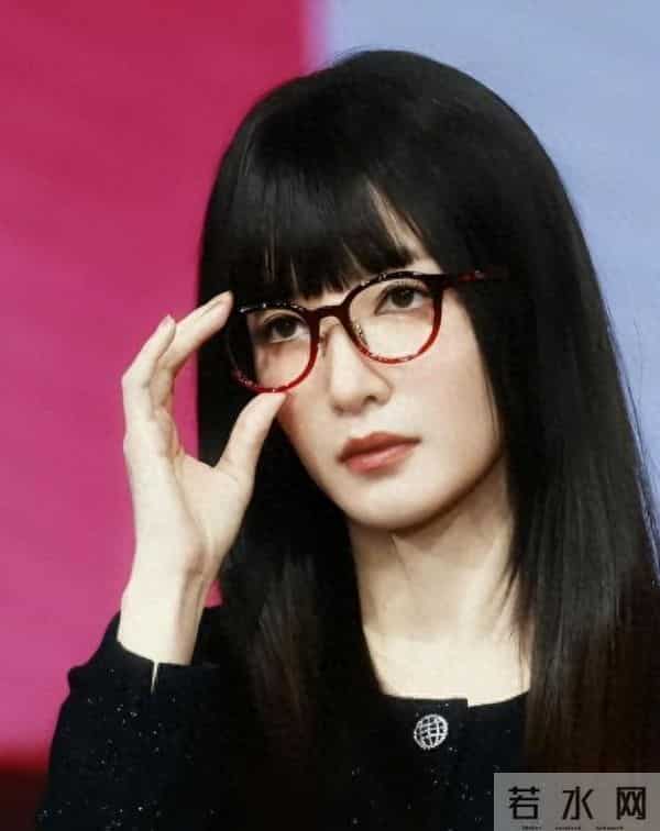 39岁江疏影罕见露面，形象大变！这半年，她究竟经历了什么？