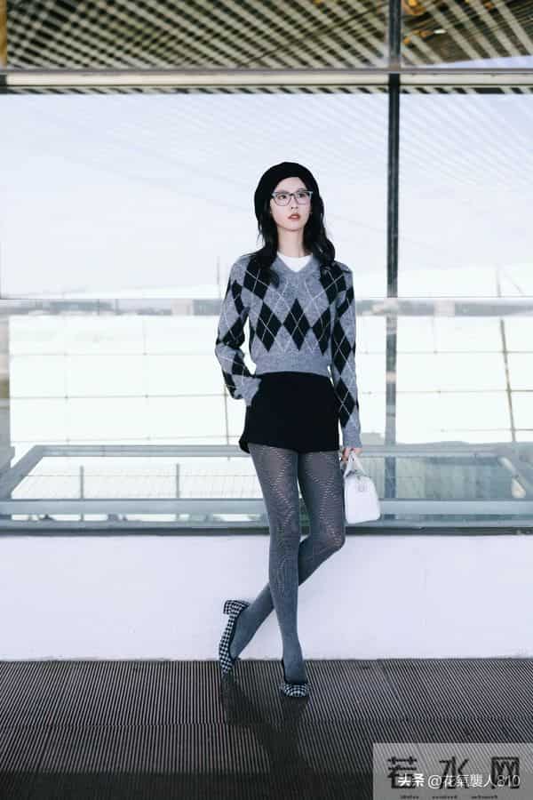 陈都灵英伦风穿搭，太飒啦！