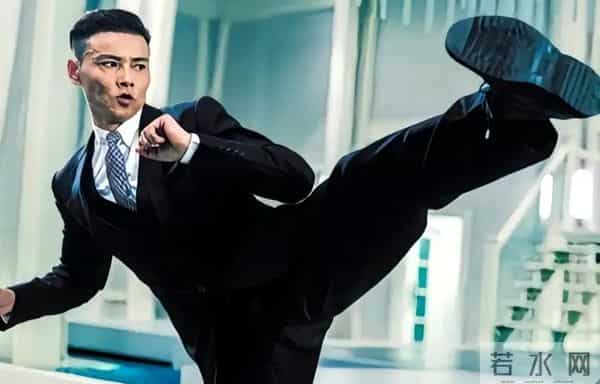 面相变了！52岁蔡少芬为钱四处奔波累到脱相，被王晶嘲讽不上进