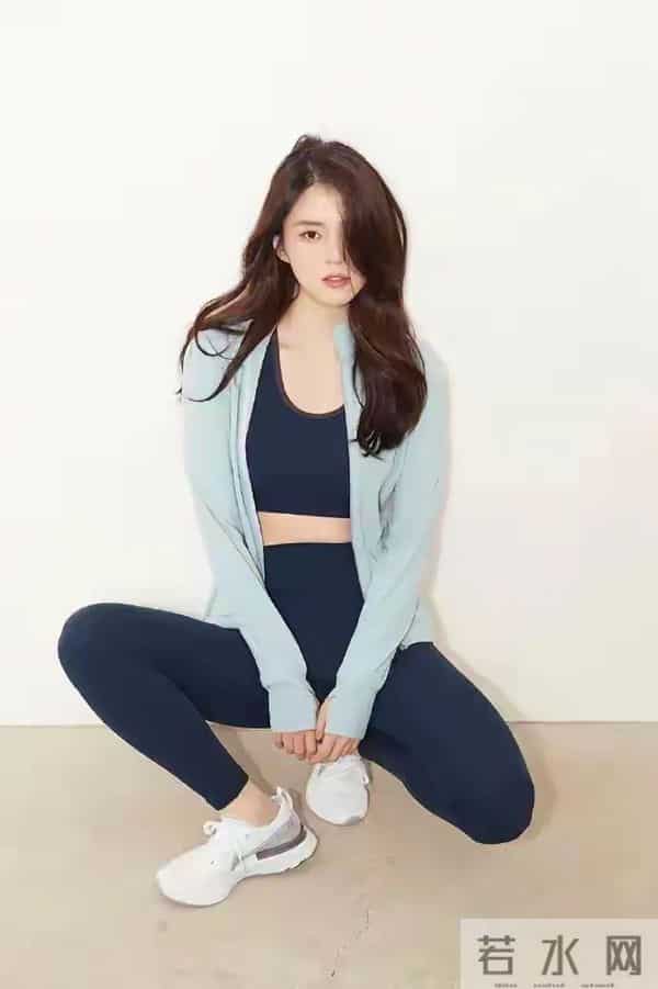 韩国女演员韩素希