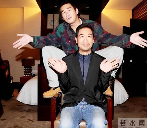 70岁身家丰厚的张国立，为43岁儿子操心不断