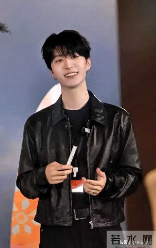 范丞丞这波互动甜到齁！网友疯传：是在变相告白吧？