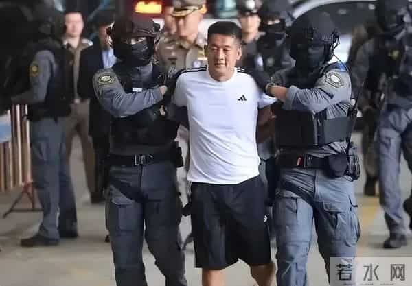 赵薇复出梦碎，前夫表弟被捕，离婚真相藏不住了！