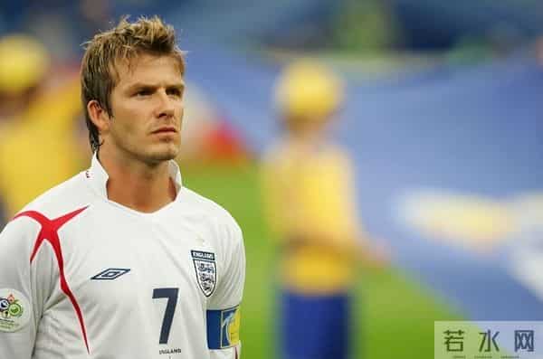 贝克汉姆3个儿子都没遗传高颜值，只有女儿像他，脸蛋漂亮皮肤白