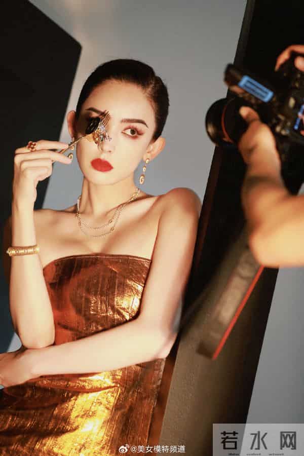 古力娜扎，精致冷感的女子