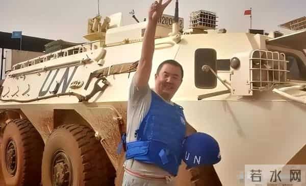 表面是演员,实际是“国际反恐专家”!这位老戏骨隐藏的太深了