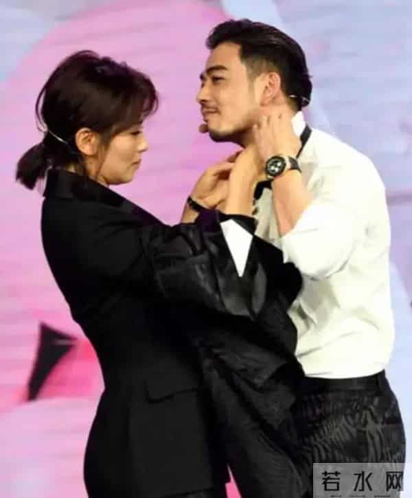 人狂必有祸！不听央视警告、私生活混乱的杨烁，如今凉得一点不冤