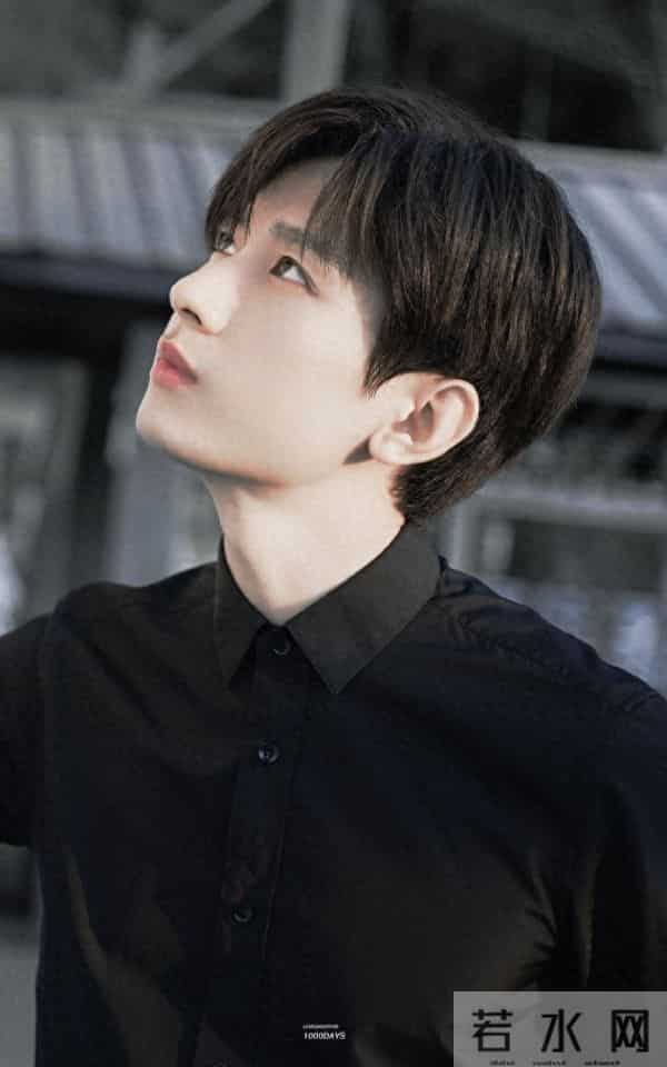 知名男星突发意外!威亚失控后脑勺被撞，当场倒地不起，细节曝光