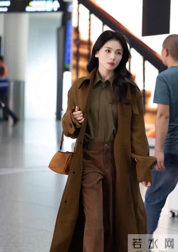 刘涛机场随拍，大气端庄，好美
