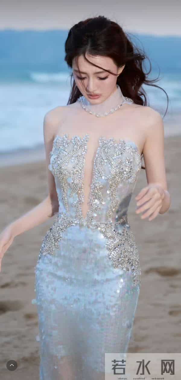 徐璐海边风情写真