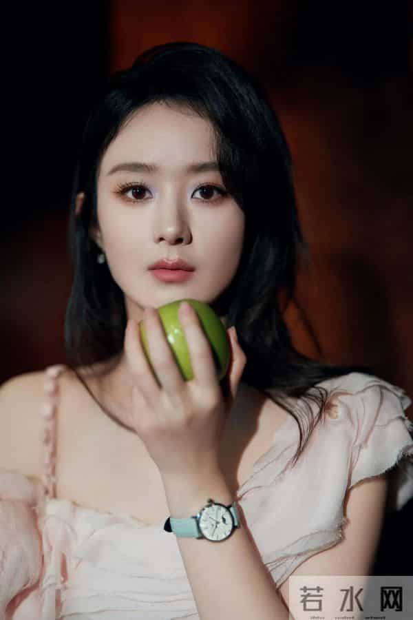 赵丽颖性感大长腿