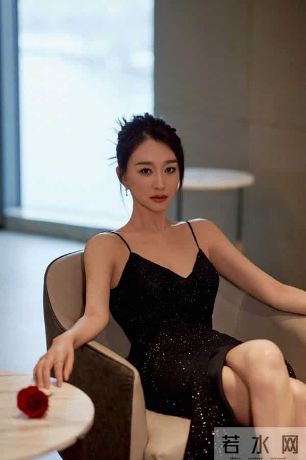 李小冉的曼妙身姿