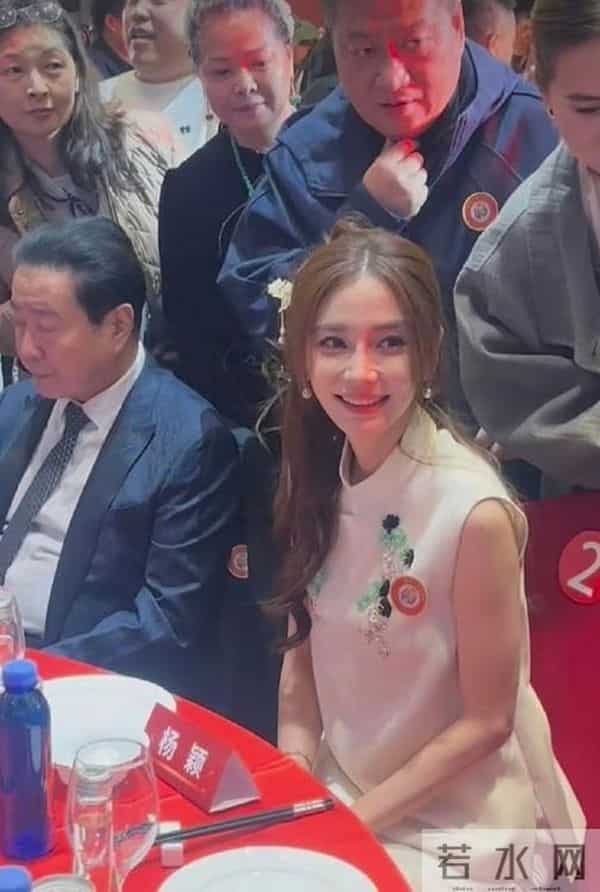 黄晓明也没想到，杨颖会因香港火灾后的一特殊举动，实现口碑暴增