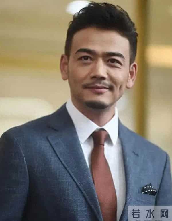 人狂必有祸！不听央视警告、私生活混乱的杨烁，如今凉得一点不冤