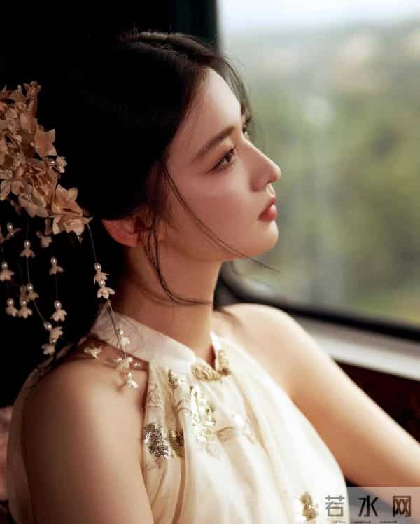 王楚然 大青衣长相 大气自信漂亮