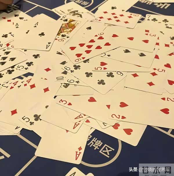 离婚传闻真相大白1年后，55岁张嘉益近况曝出，一点也不让人意外