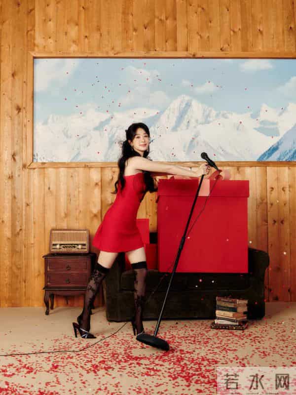 杨紫蕾丝丝袜写真美照