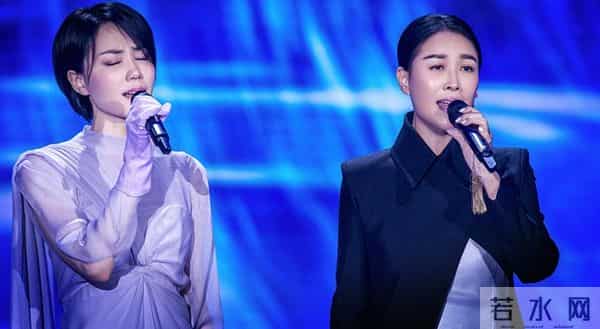 一场生日，戳穿了58岁那英的江湖地位，周深确实一个字都没说错