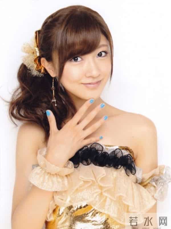 熊井友理奈：岛国九零后女星，身高一米八一，厉害吧！