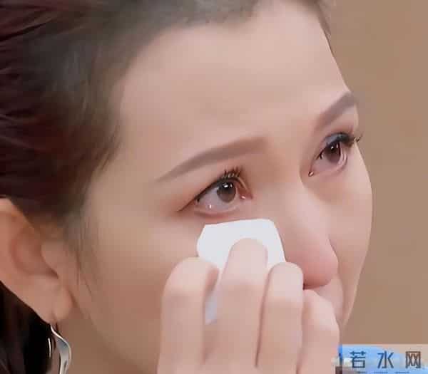 面相变了！52岁蔡少芬为钱四处奔波累到脱相，被王晶嘲讽不上进