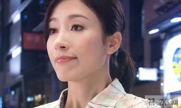 杨怡一家每月生活开销六位数，房租6万还雇了两家佣，丈夫养全家