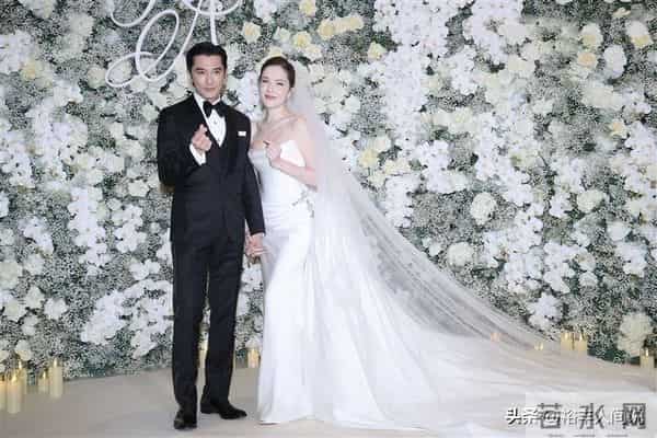 娱乐热闻综述：邱泽许玮甯补办婚礼 孙菲菲自曝婚姻遭遇精神控制