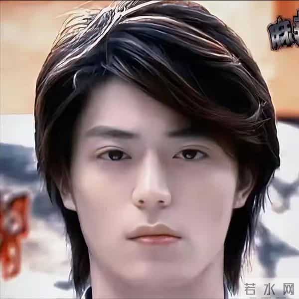 年纪大了就别尬演美男！油光满面脸部肿胀，这是迷倒女人的皮囊？