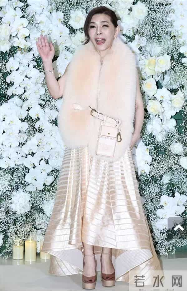 邱泽许玮甯婚礼大咖云集，被催生二胎，男方3位绯闻前任有新动态