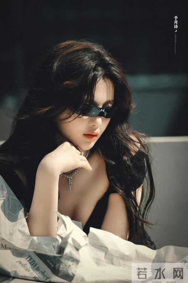 杨超越长大了，真好看