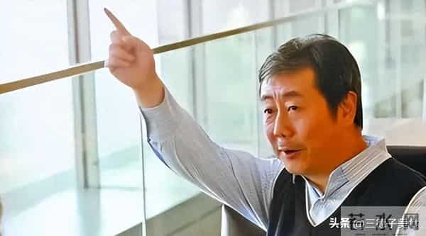 《焦点访谈》前主持人-方宏进淡出视线